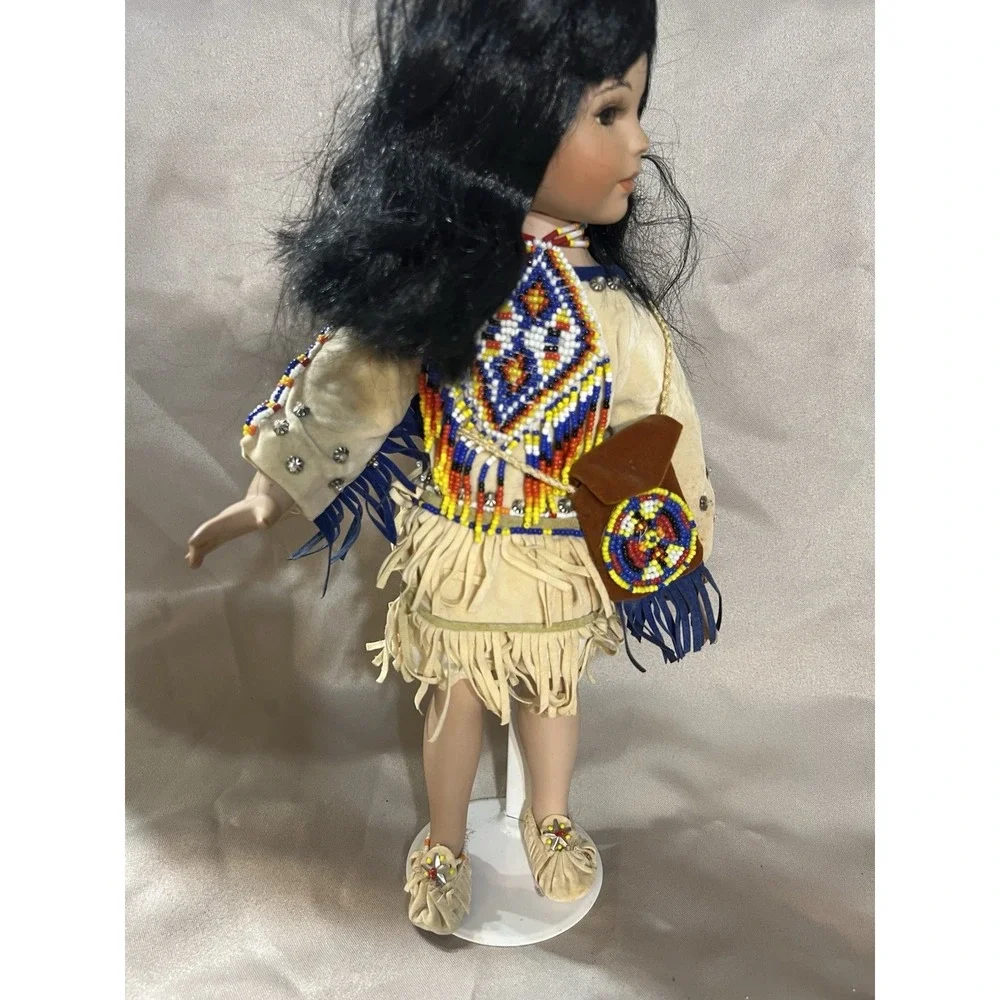 Signed Porcelain Doll On Stand Young Native American Woman 14